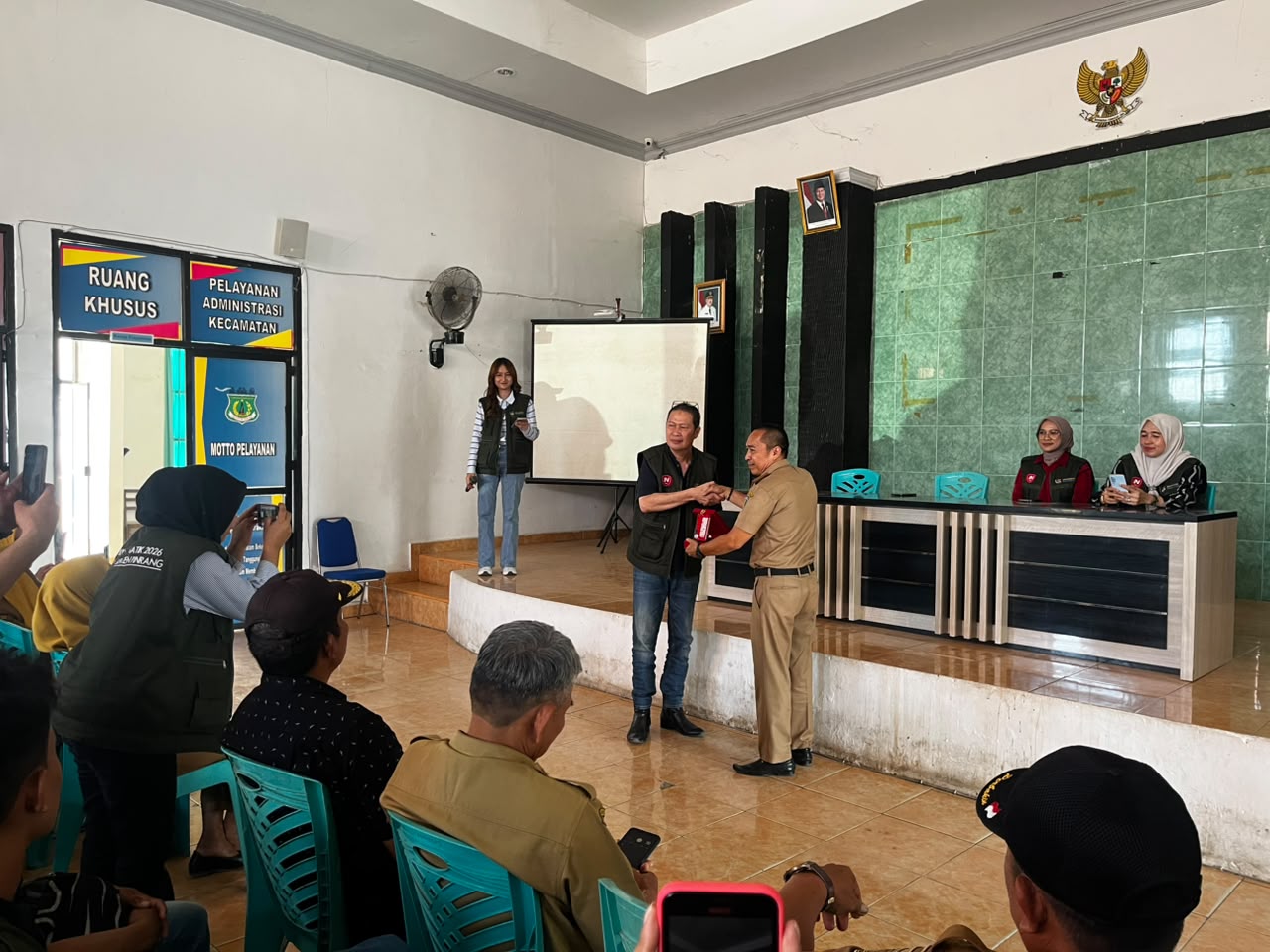 Transformasi Ekonomi Digital, KKN ITB Nobel Indonesia di Patampanua Pinrang Tuai Pujian